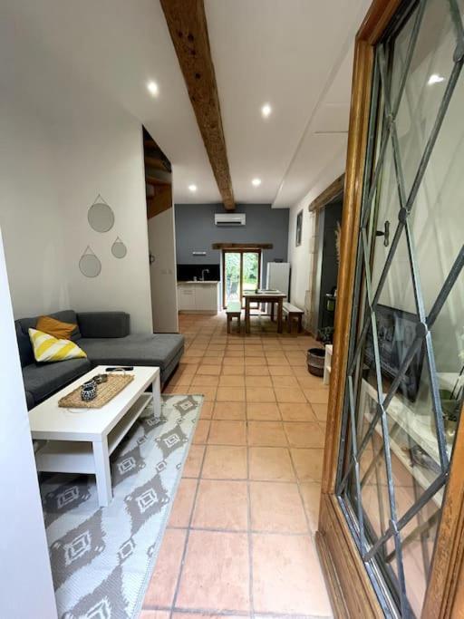 Superbe Appartement Cosy Avec Jardin Nîmes Extérieur photo